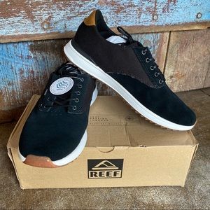 reef mission shoes
